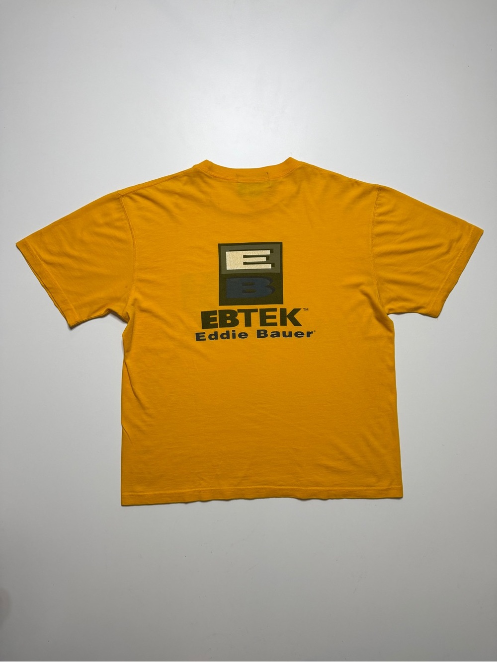 Vintage Eddie Bauer EBTEK Short Sleeve T-Shirt Mens Medium Gold Yellow Y2K